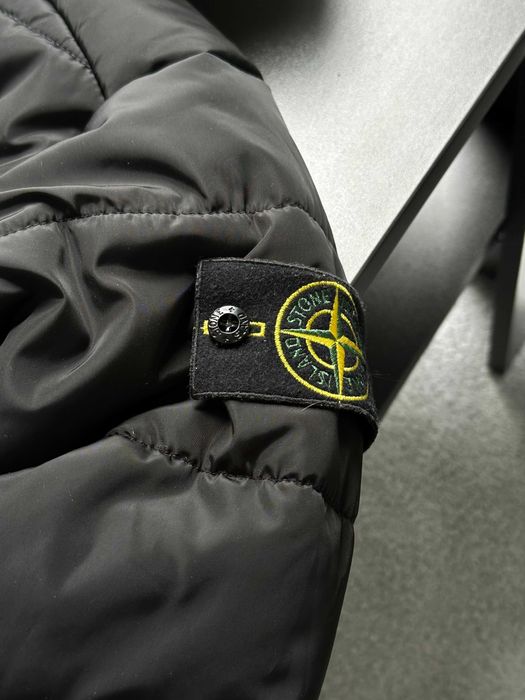 Черная куртка Stone Island (Пуховик)