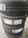 Komplet opon zimowych 19" KUMHO WinterCraft WP72 245/45 R19 XL 102V