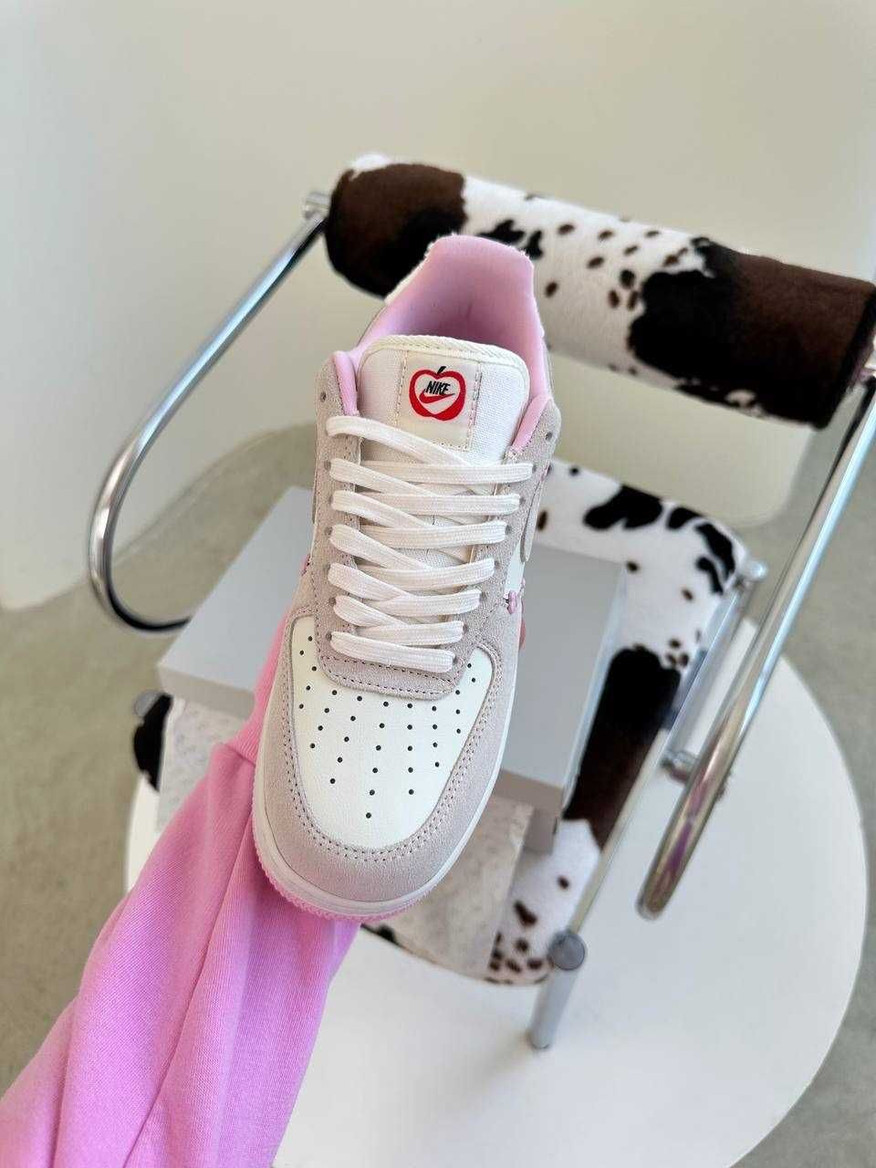 Кеди Nike Air Force 1 Valentines Day / кеди Найк Аір Форс 1 Валентінс