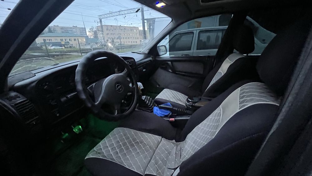 Opel Omega A 2.0 ціна до кінця тижня без торгу