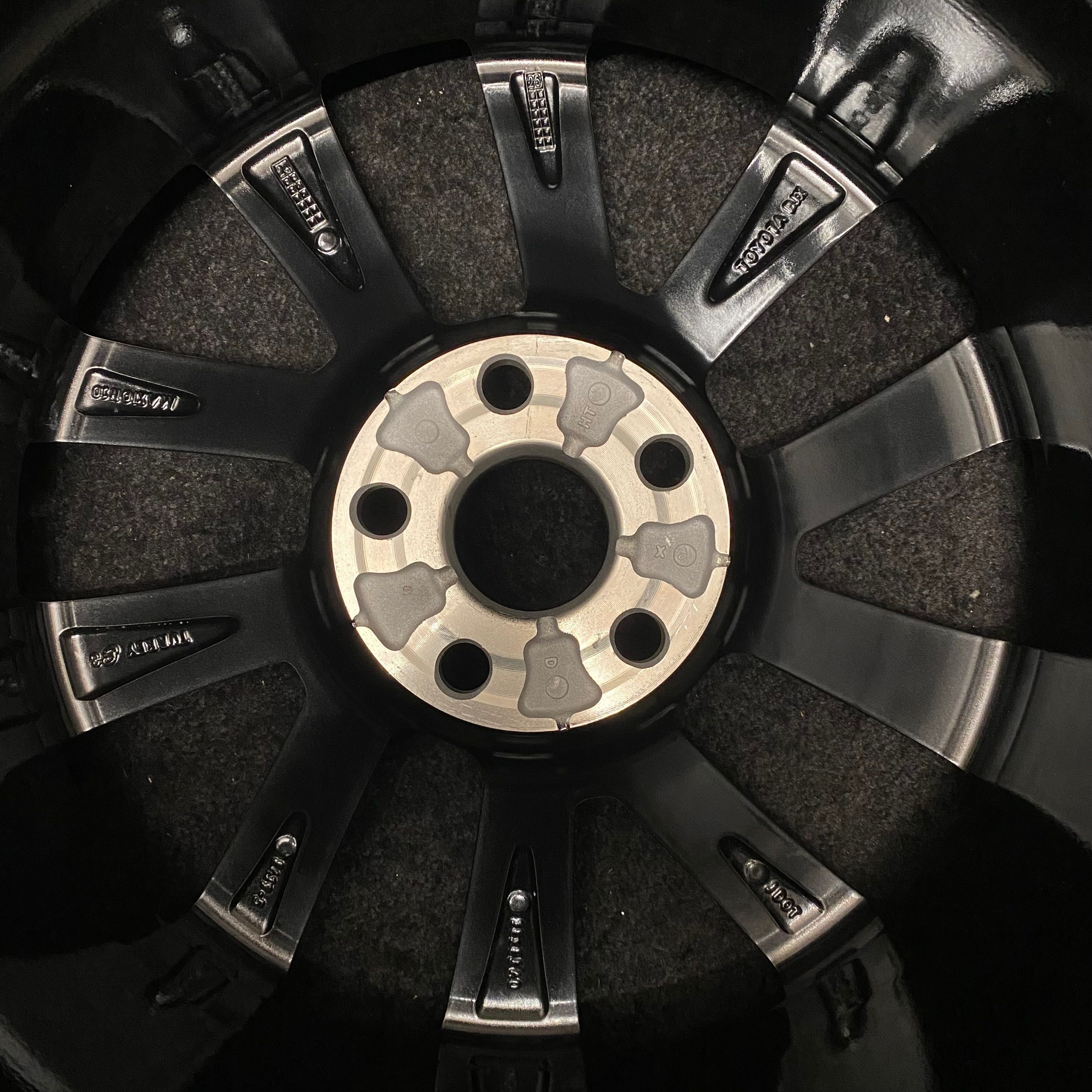 Oryginalne felgi 18” TOYOTA Corolla model 8419-5