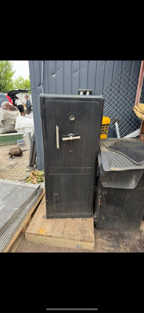 Szafa metalowa sejf
