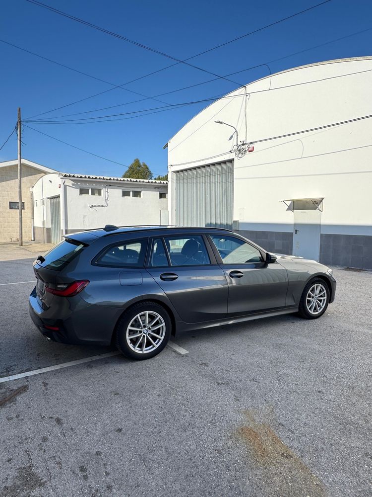 BMW 318D Touring Auto