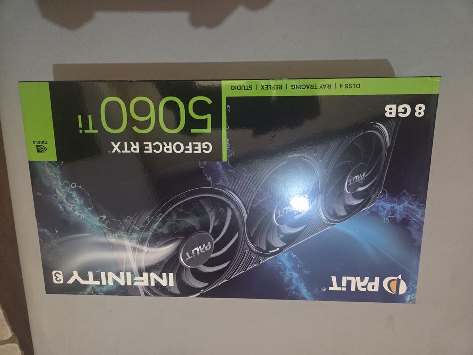 Pudełko po karcie graficznej Palit Geforce RTX 5060 Ti 8GB (ze zdjecia