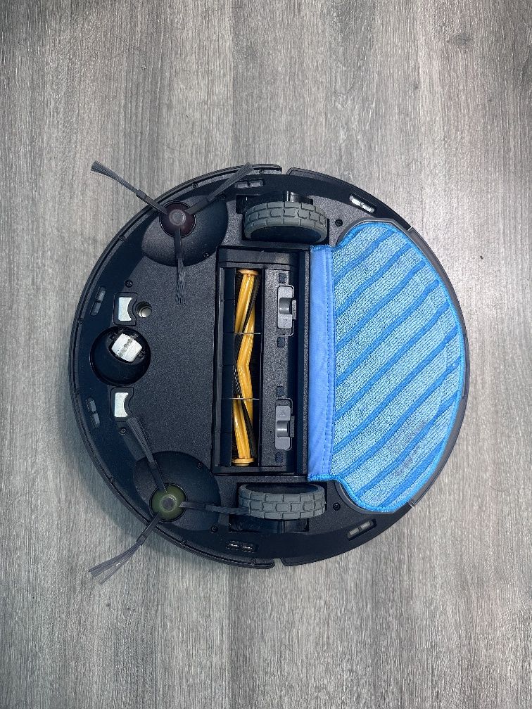 Робот пилесос deebot ozmo 950