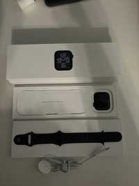 Smartwatch Apple Watch SE 2gen GPS - koperta 40 mm - jak nowy