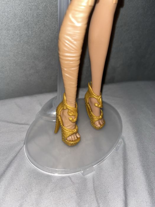 Cleo de Nile  2г версія, Монстер хай