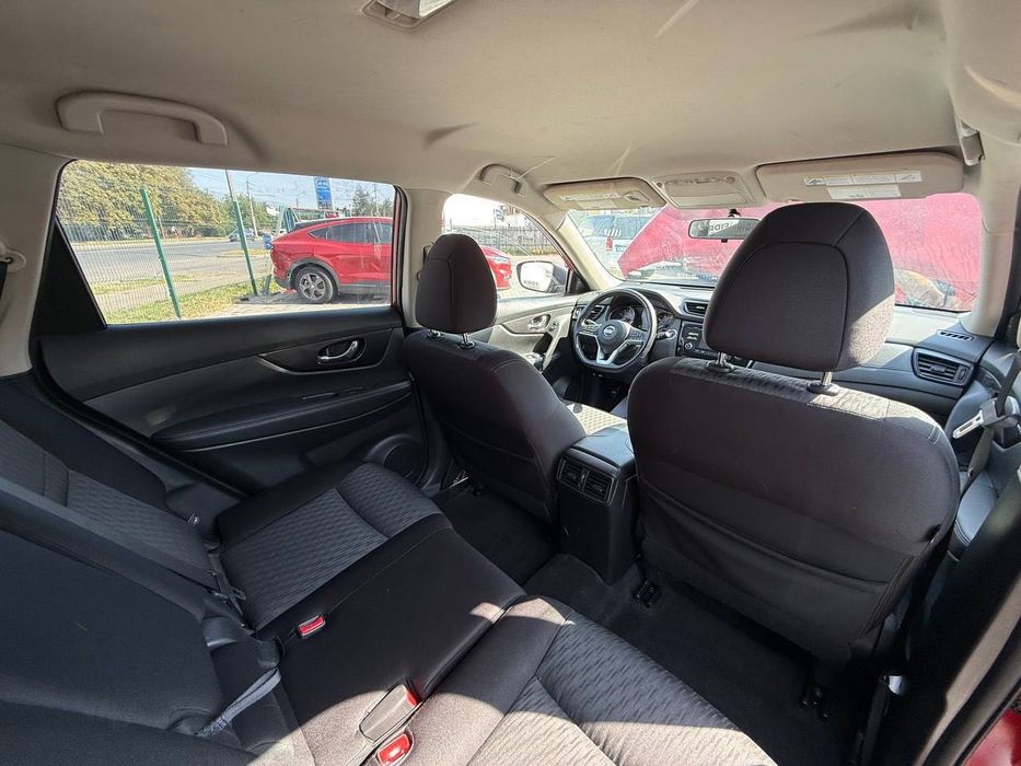 Nissan Rogue SV, 2017