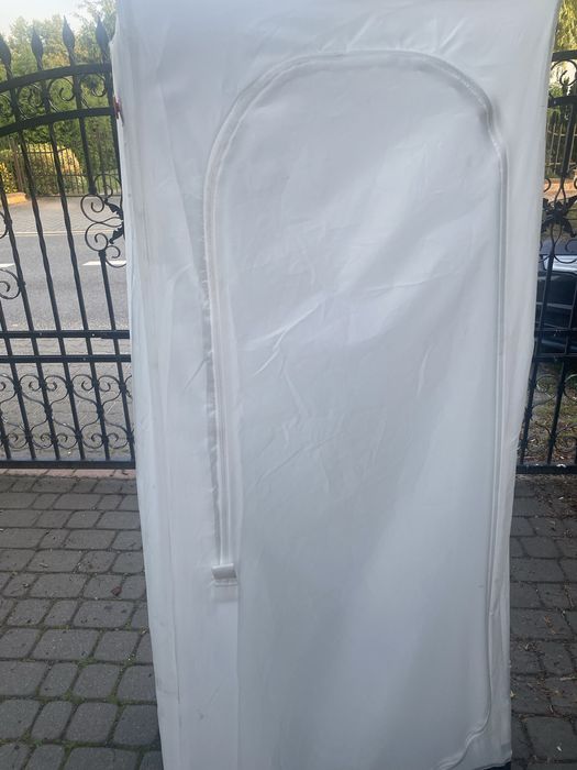 Szafa Vuku ikea materialowa