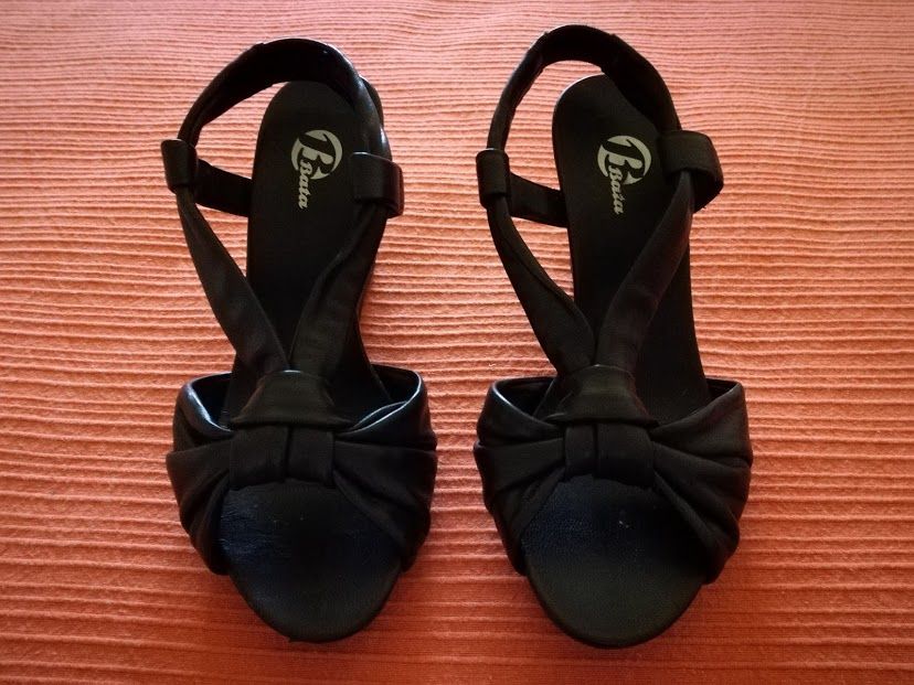 Sandálias Pretas Pele, 36