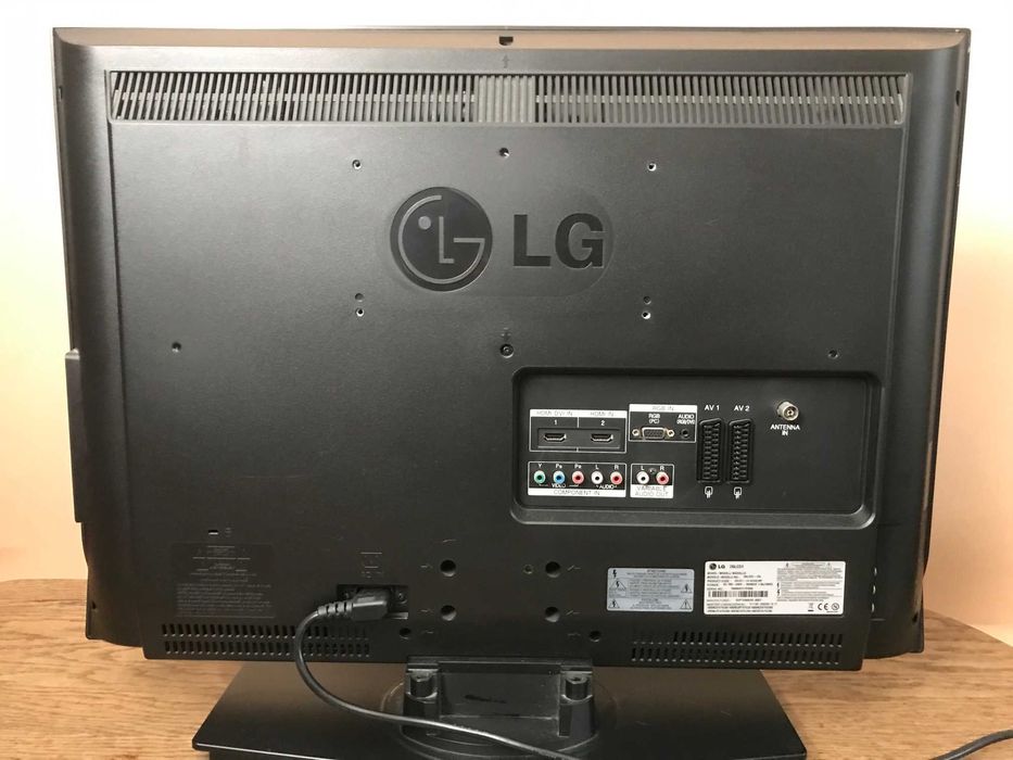 Telewizor 26 cali  LG 26LC51
