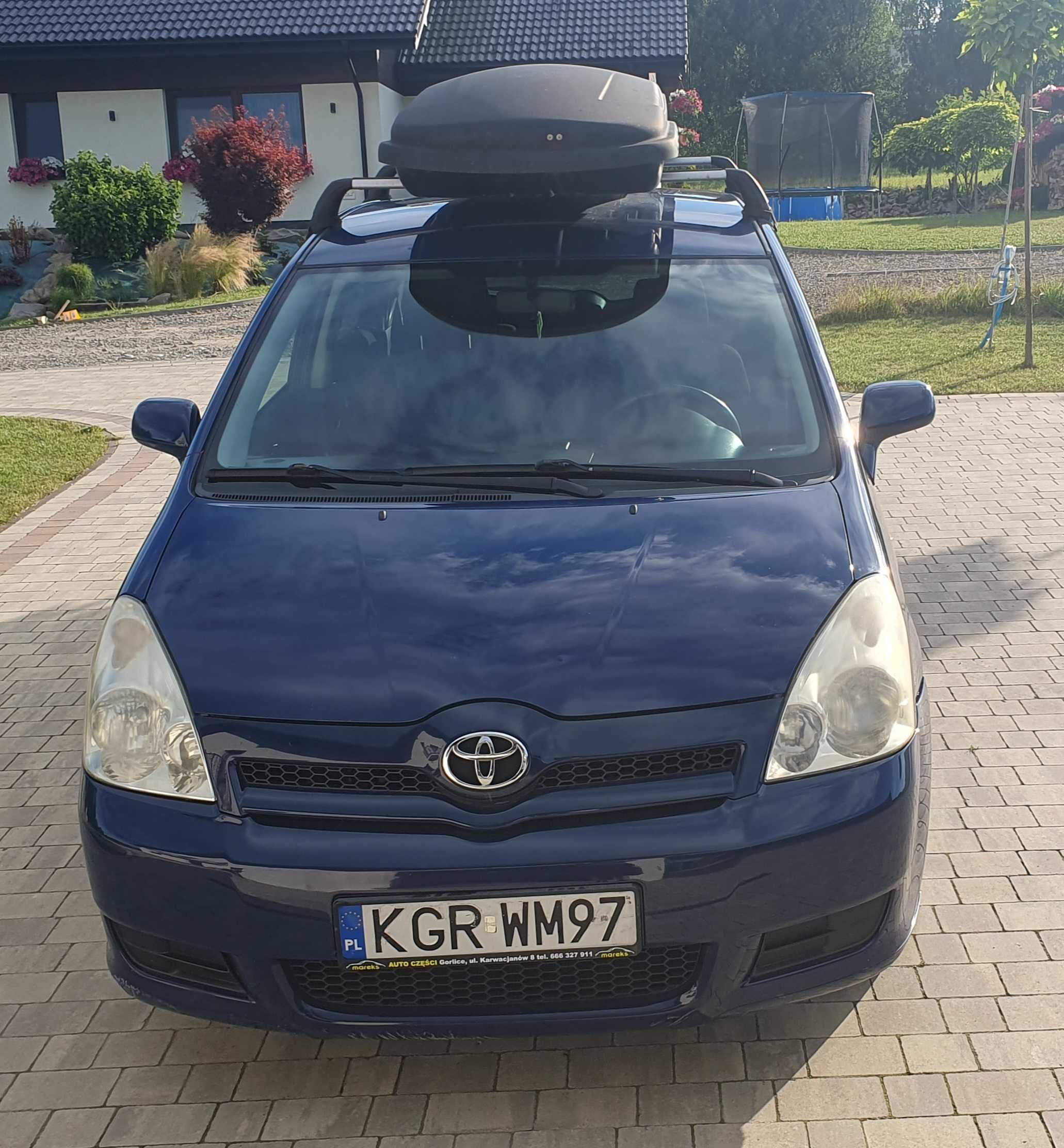 Toyota Corolla Verso, 7osób