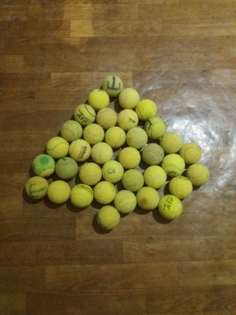 М'ячі для Великого тенісу