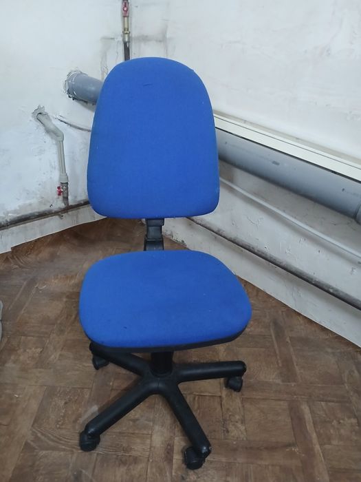 Продам стул- кресло б/у