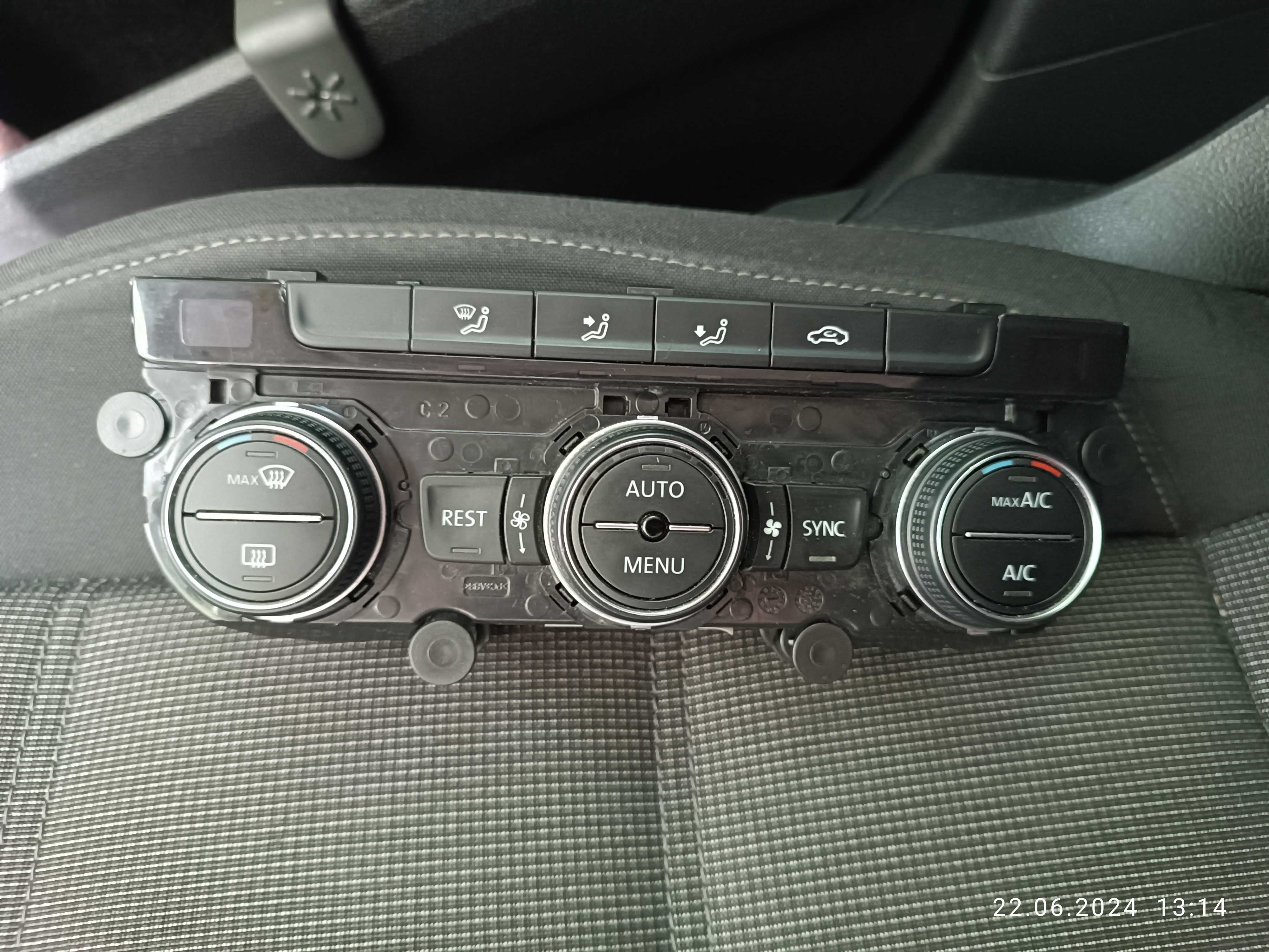 Блок климат контроля VW