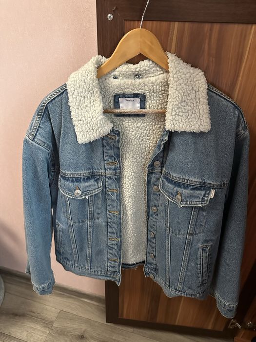 Куртка жіноча джинсова утеплена розмір с-м