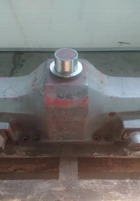 Regeneracja osi przedniego zawieszenia Massey Ferguson itp.
