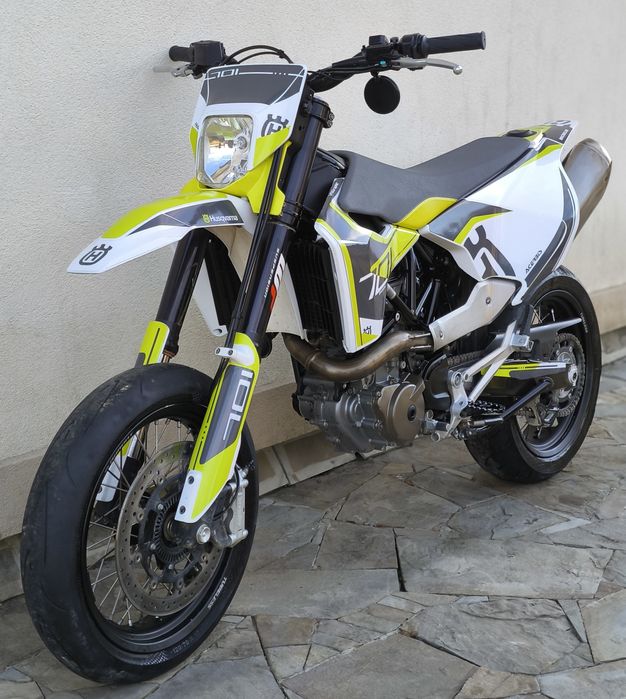 Husqvarna 701  (2023) SUPER MOTO (KTM690,GAS GAS700)