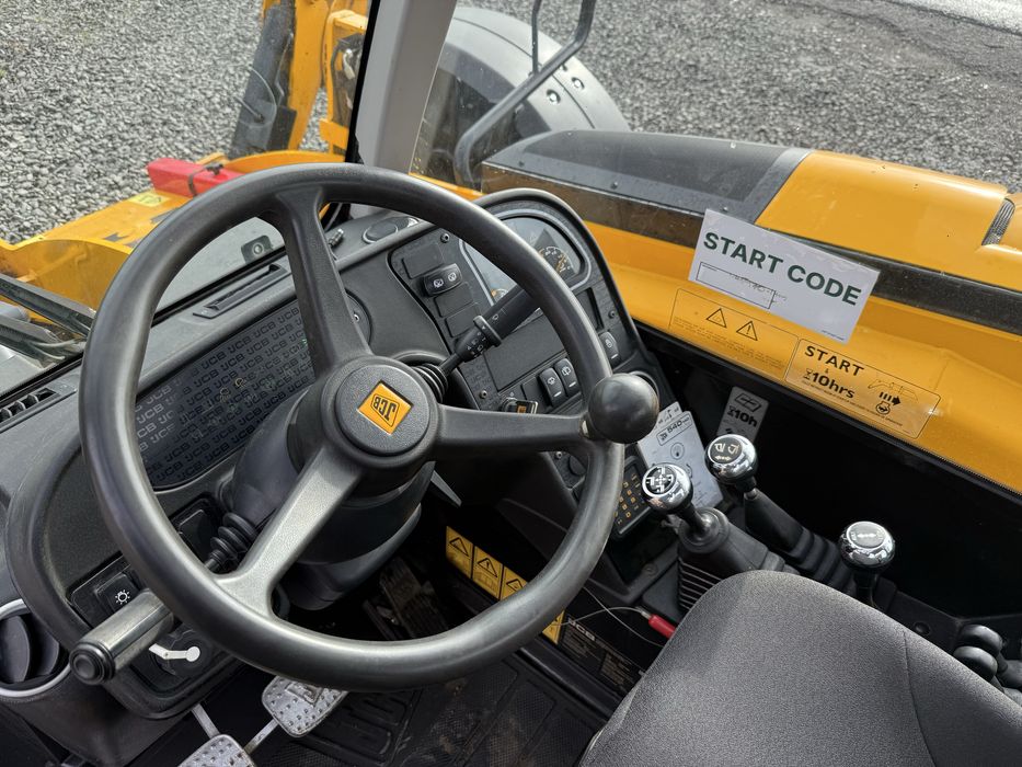 JCB 540-140 телескопічний навантажувач
