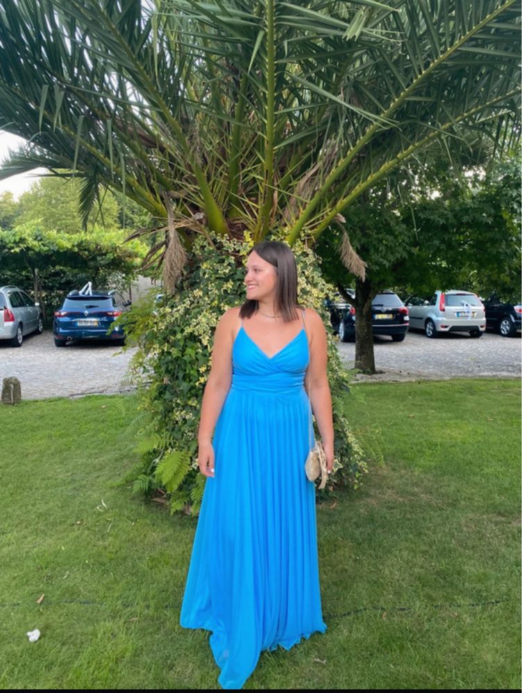 Vestido de cerimonia azul