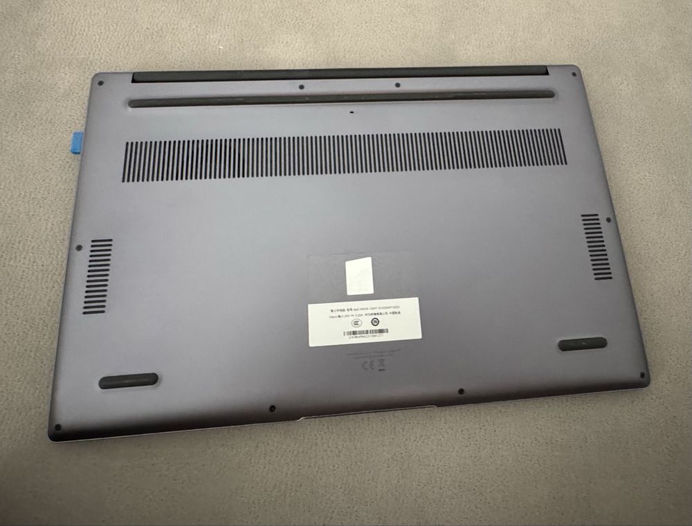 Huawei Matebook D 15.6" i5 8GB 512GB W11
