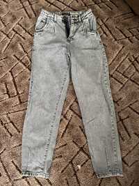 джинси в новому стані