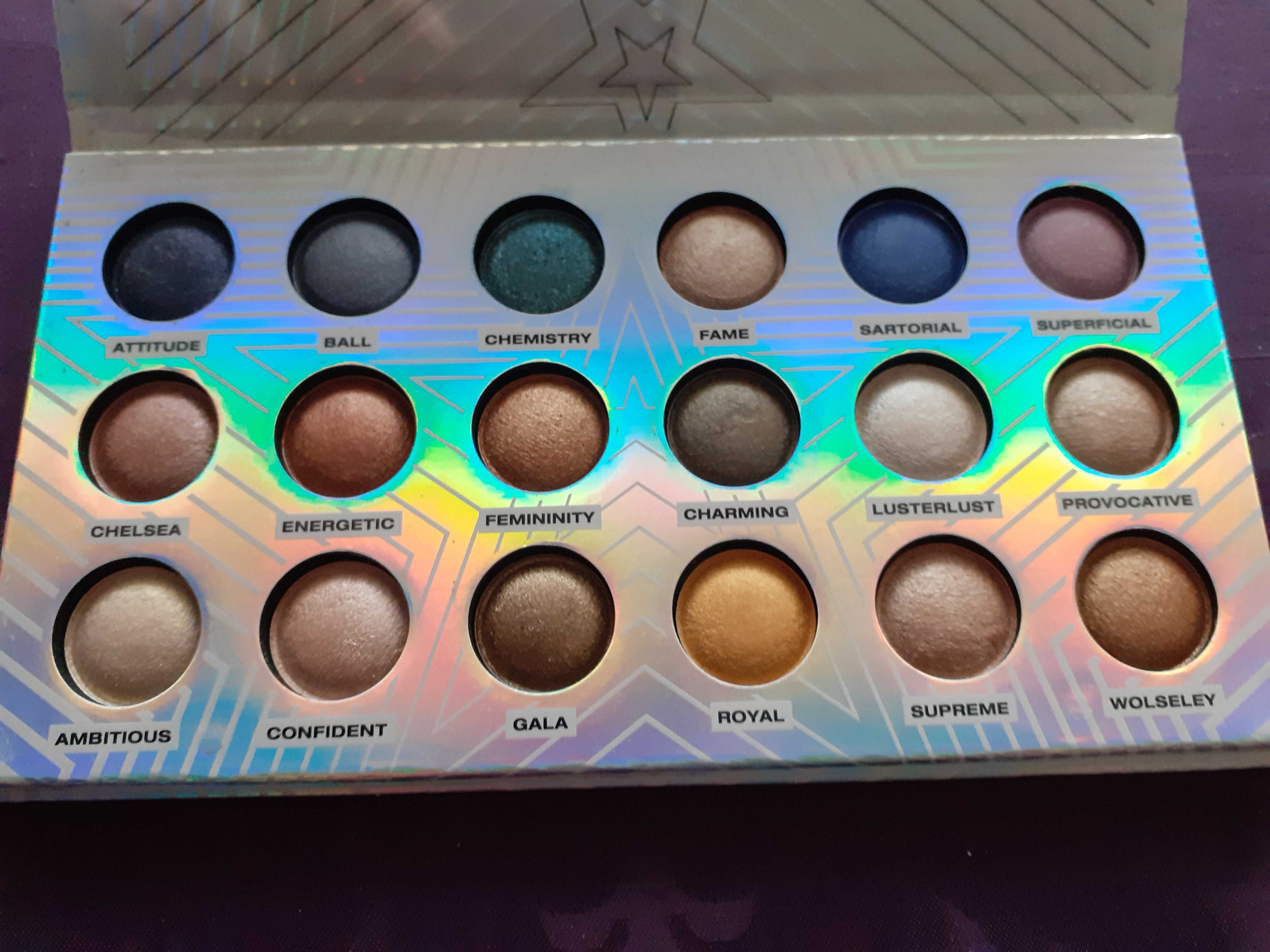 Nowa paletka Catrice - Glamazing 18 cieni