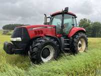 Case Magnum 310 MX New Holland 335
