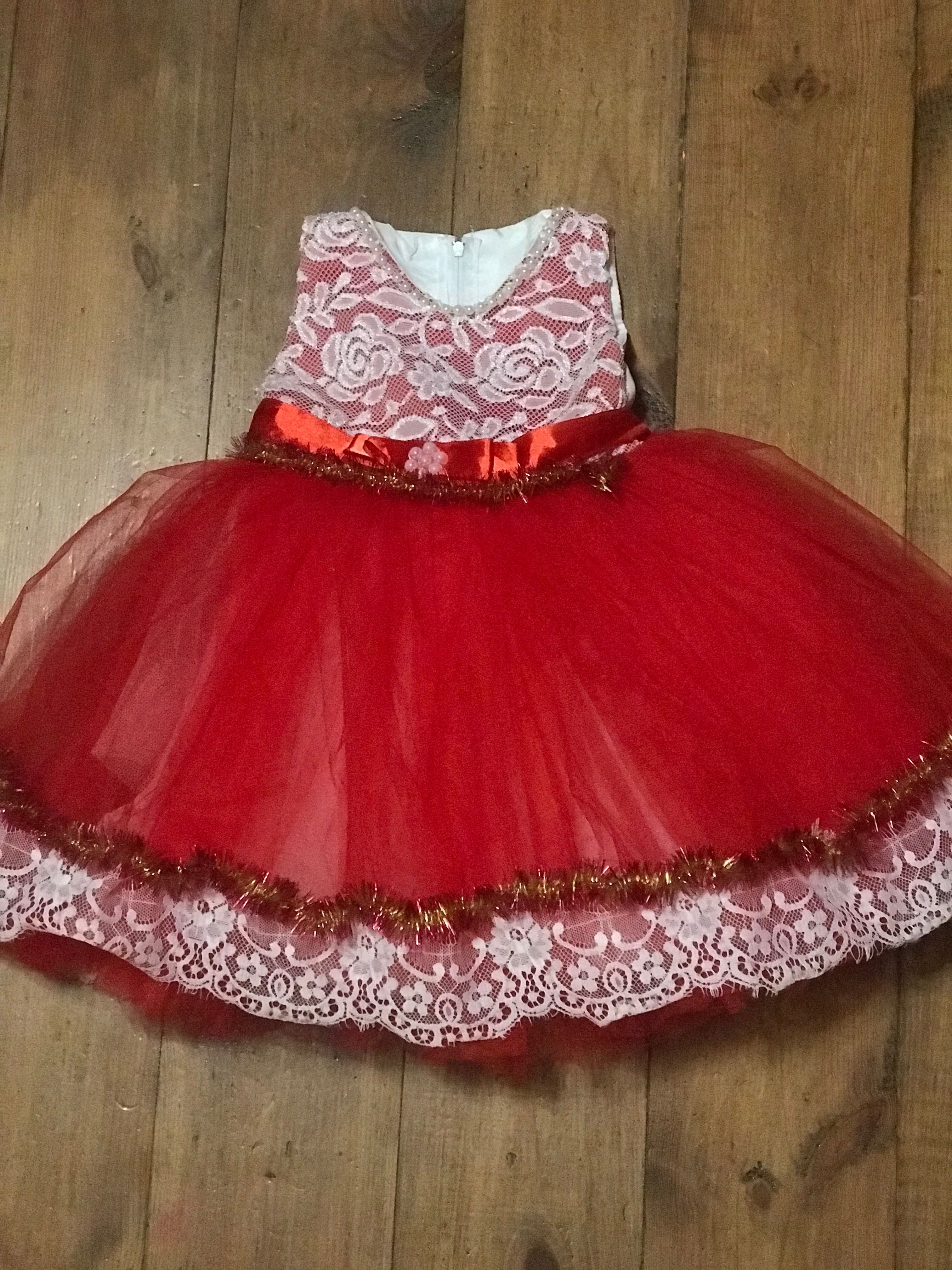 Нарядное платье для девочки 1-3 года
