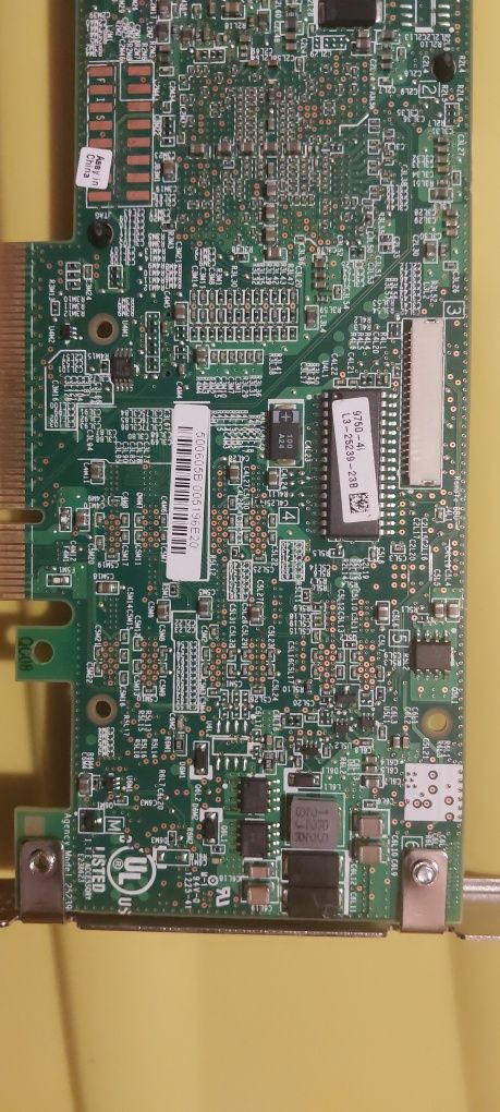 PCI E X8 Kontroler RAID SAS