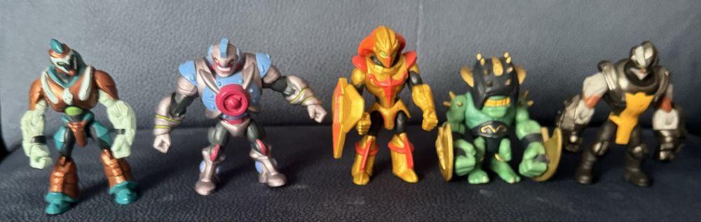 Bonecos miniatura dos Gormitis