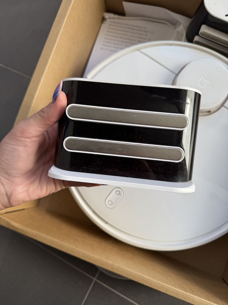uszkodzony mi robot vacuum pro