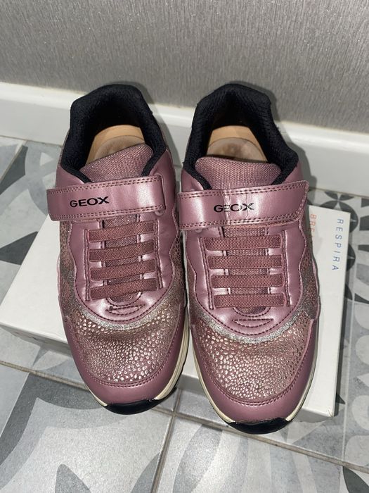 Кросівки geox 35 розмір