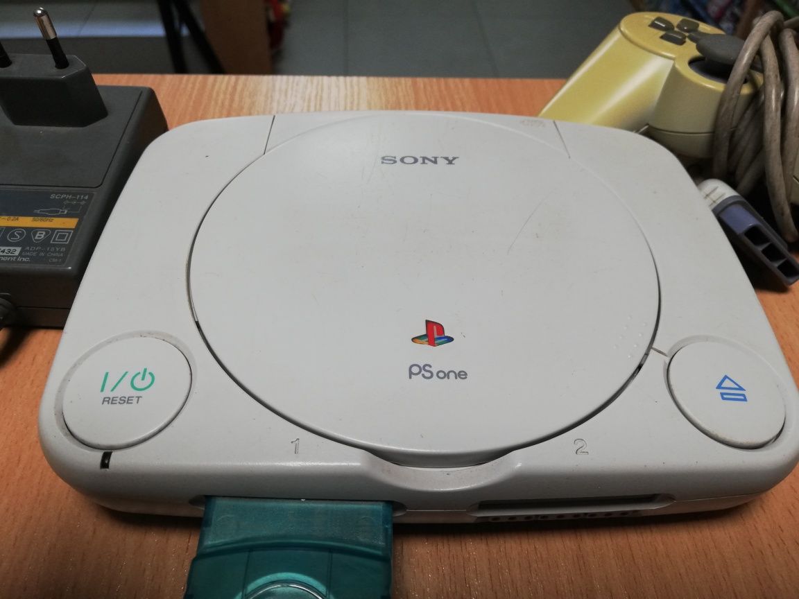 Retro Konsola PSOne Pad Zasilacz MC 8MB Chip PSX Playstation 1