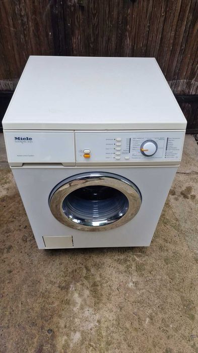 Pralka automatyczna MIELE Novotronic W973