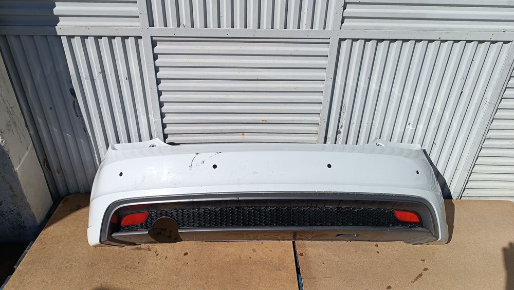 Vendo parachoque de trás Audi A1 8X0 ano 2010/15