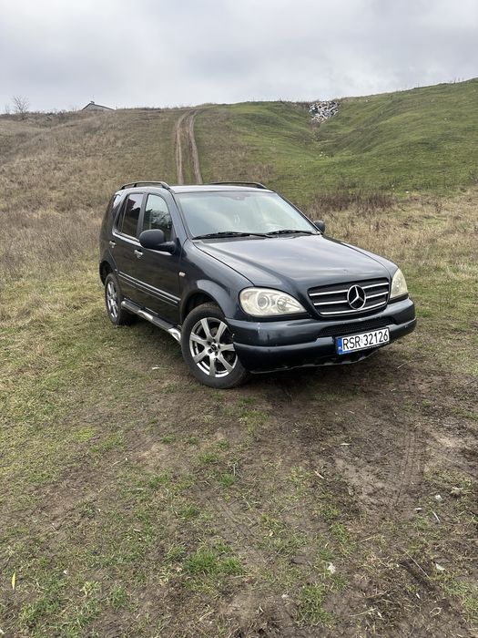 Продам Мерседес ML 270 АКПП