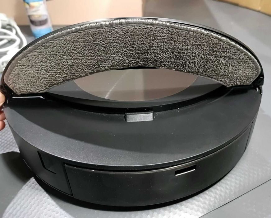 Odkurzacz robot sprzątający Roomba Combo j9+ stacja Clean Base AutoFil