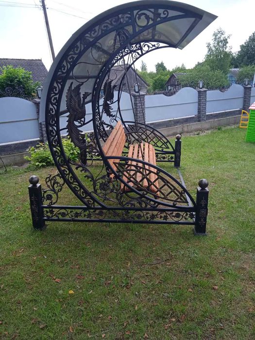 Бетонні забори, з профілю,  ворота.