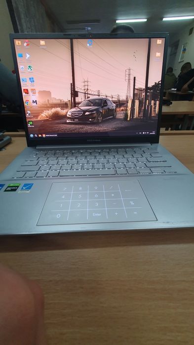ASUS Vivobook Pro 14 OLED 90Гц 2.8К GTX1650/16RAM/512SSD