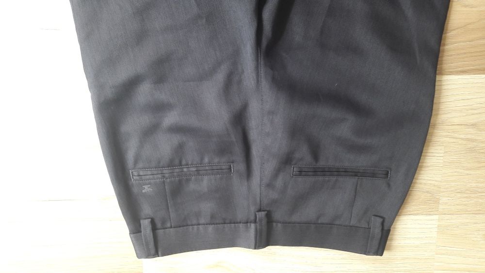 Eleganckie markowe HAGGAR spodnie 152 158