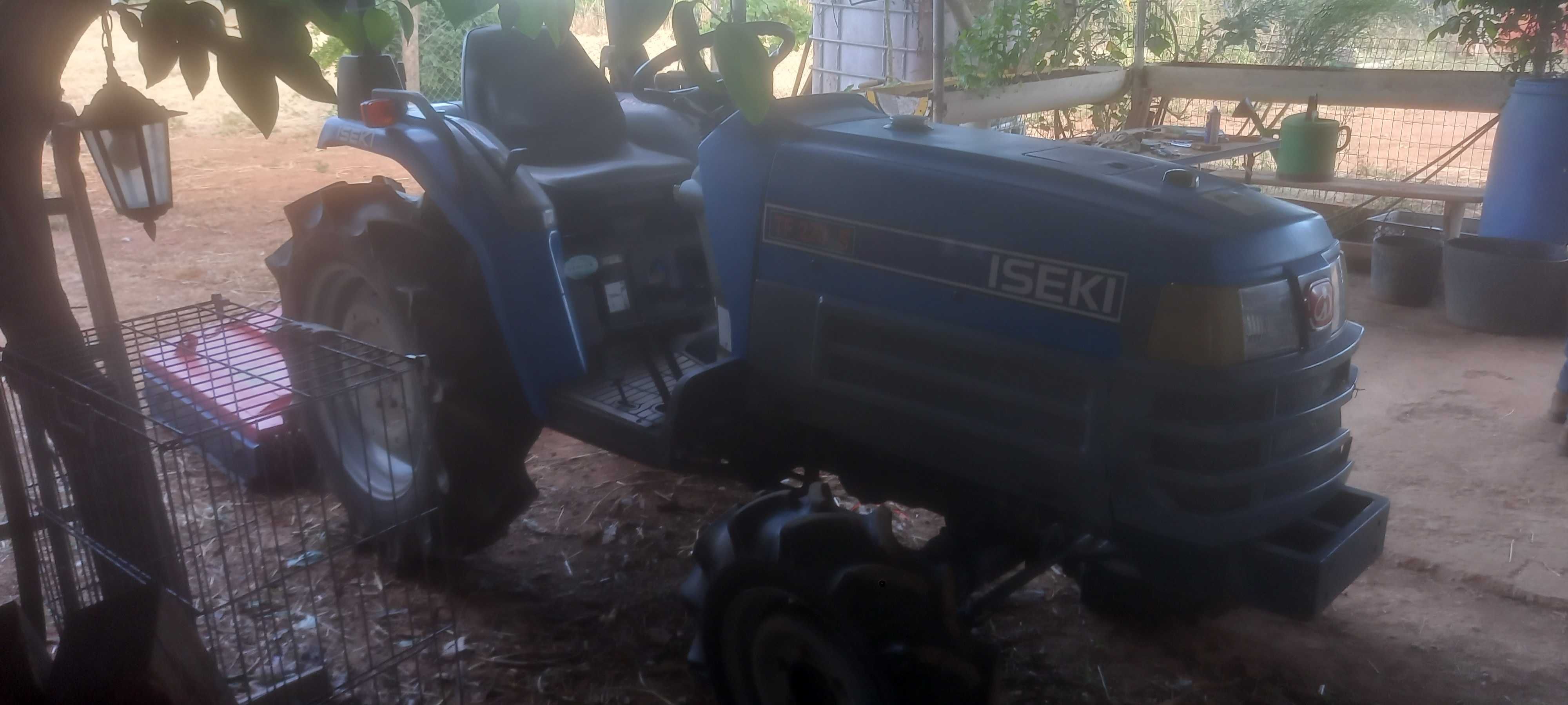 IZEKI TF 223 F, quase novo