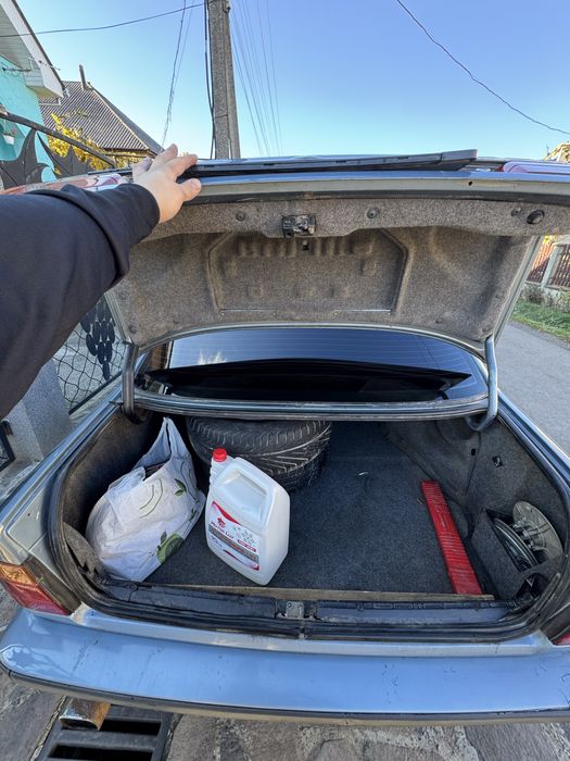 Продам БМВ е34 Легенда