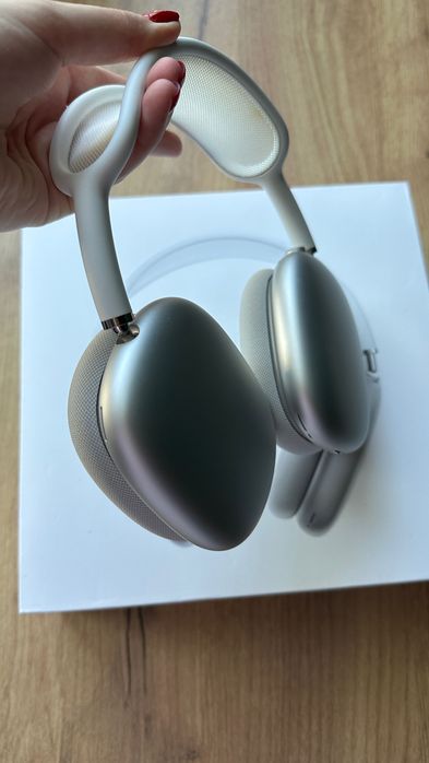 AirPods Max Нові