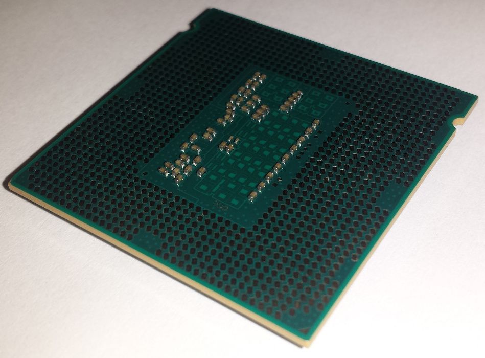 Intel i7-4770 (3.4 Ghz) - Processador (CPU) - Socket (LGA) 1150 (6)