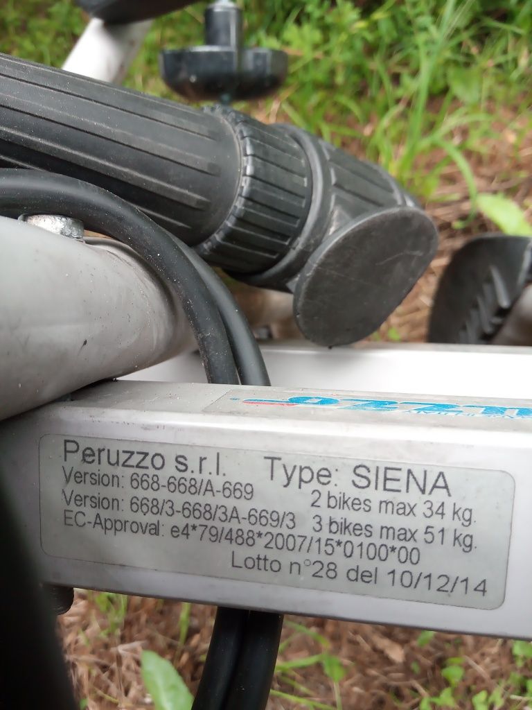 Platforma bagażnik na hak Peruzzo Siena.