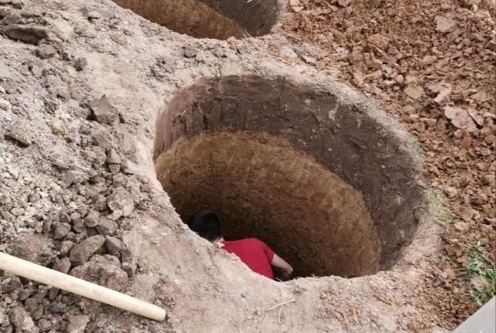 Каналізація септик вигрібна яма під ключ копка  Ø230-9/11/13/23м3