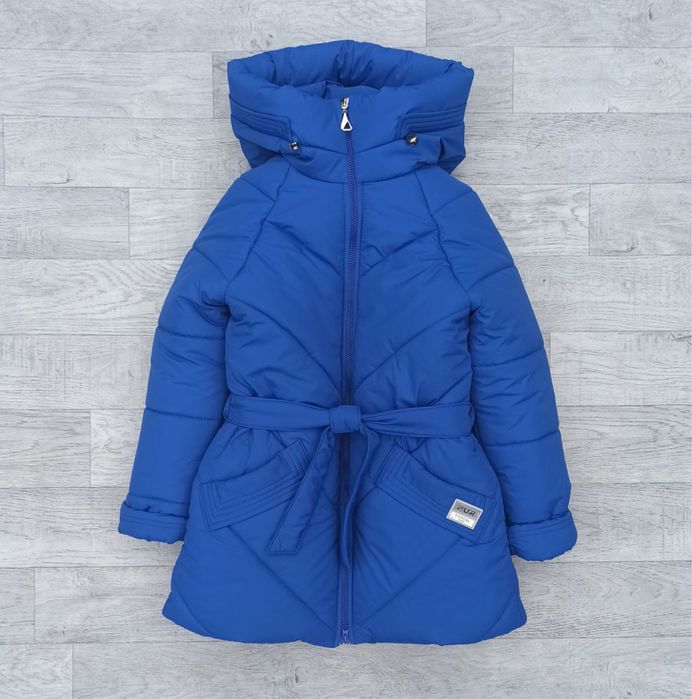 Зимова куртка для дівчинки з поясом