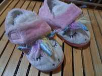 Pantufa unicórnio