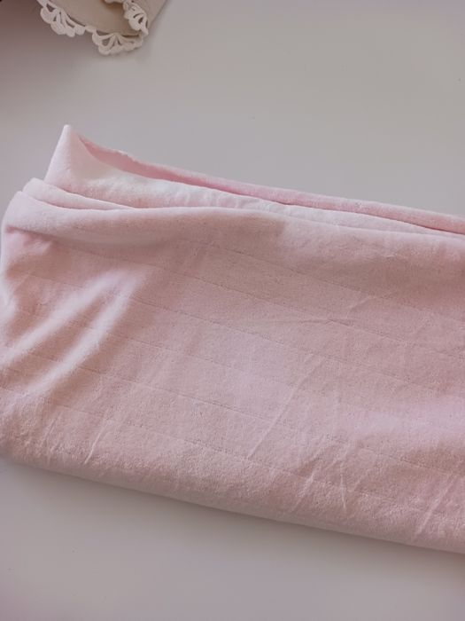 Retalho de tecido aveludado  cor de rosa claro